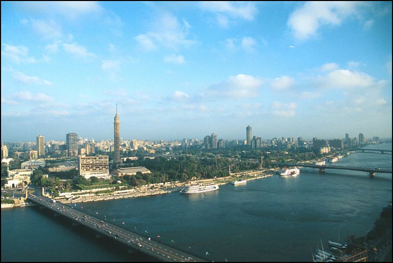 برج القاهرة 03-CD09-Cairo-day